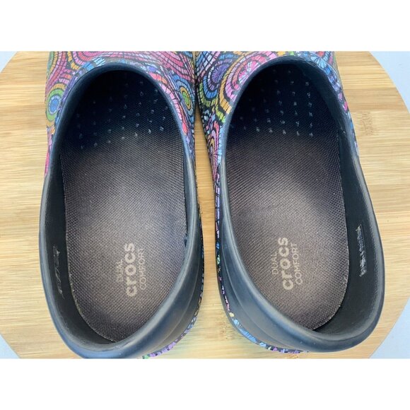 Crocs Clog 7 Women’s Neria Pro II Slip Resistant  Bright Circles Black Slip On - Picture 5 of 7